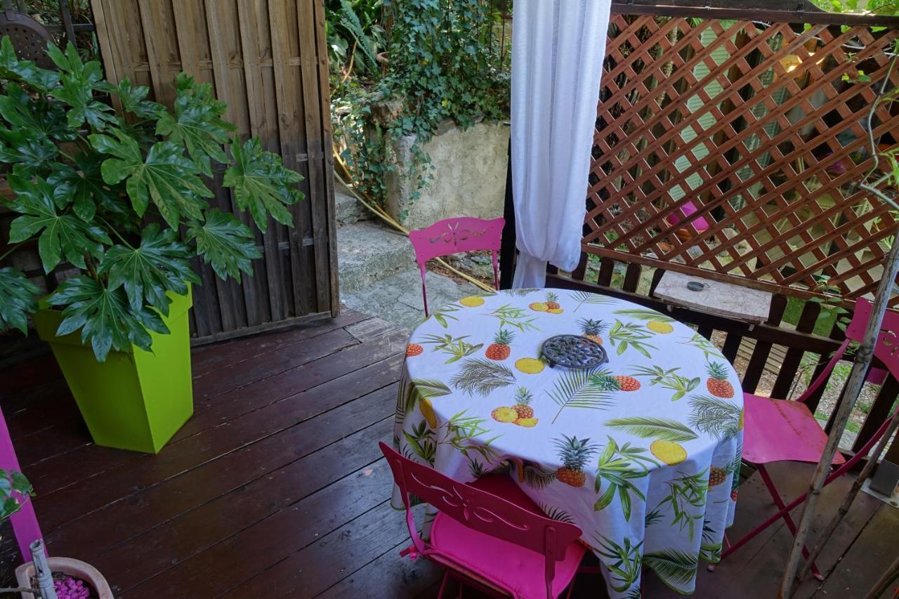 Studio Grotte Des Fees Hyeres Bagian luar foto