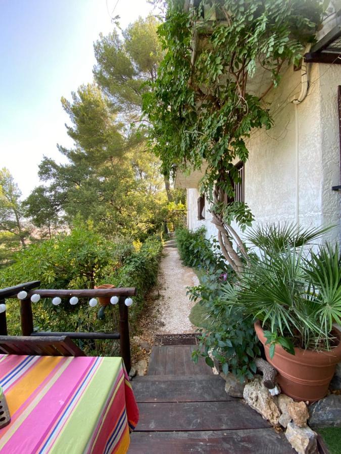Studio Grotte Des Fees Hyeres Bagian luar foto